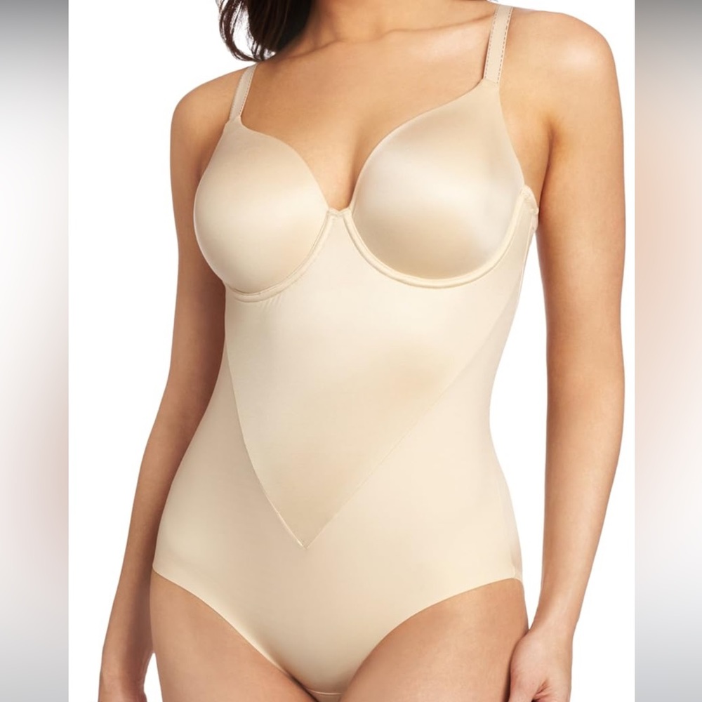 MAIDENFORM shapewear size 38C nude tan neutral body shaper style FL1056 NWT